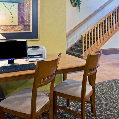 Americinn By Wyndham Fargo West Acres Экстерьер фото