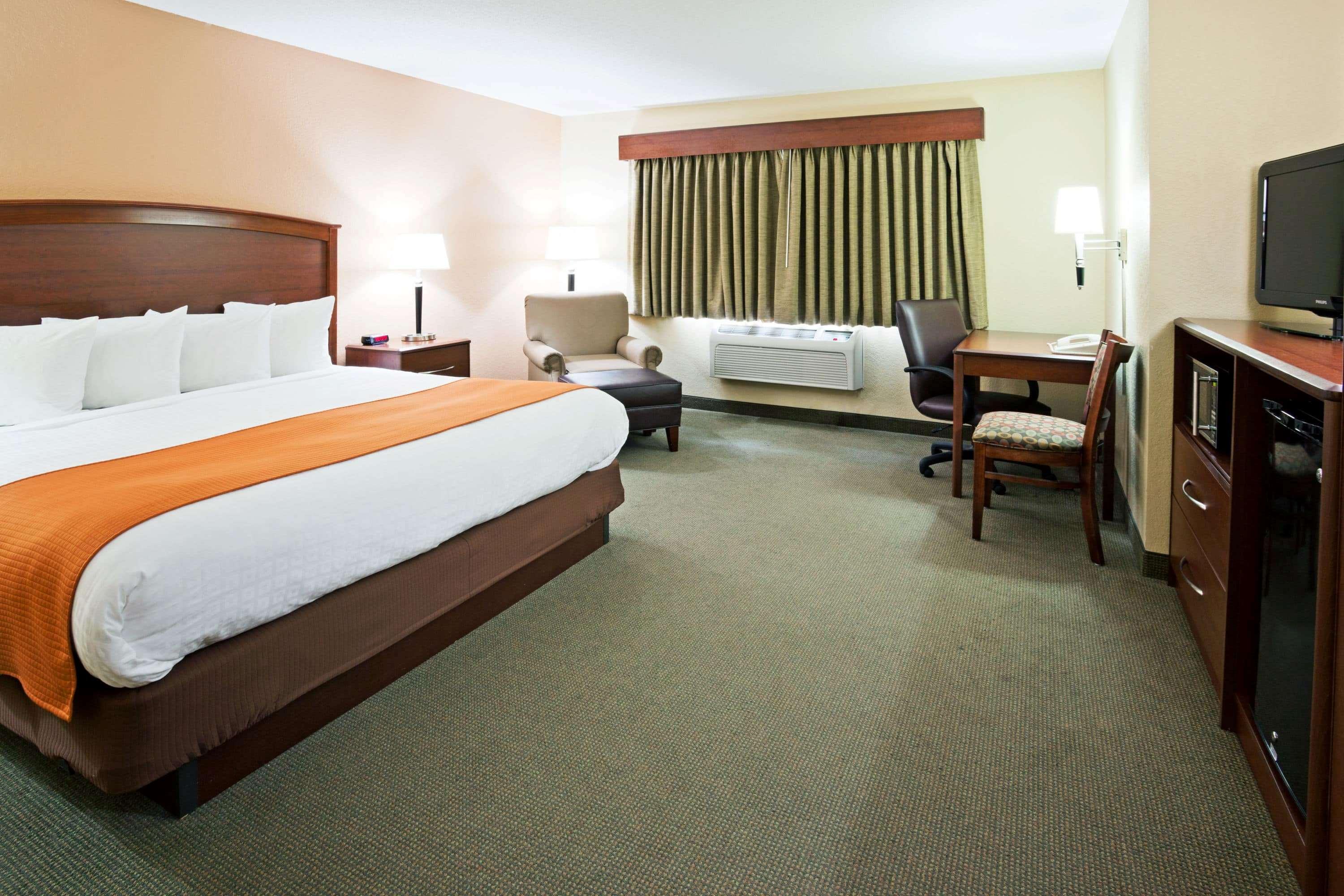 Americinn By Wyndham Fargo West Acres Экстерьер фото