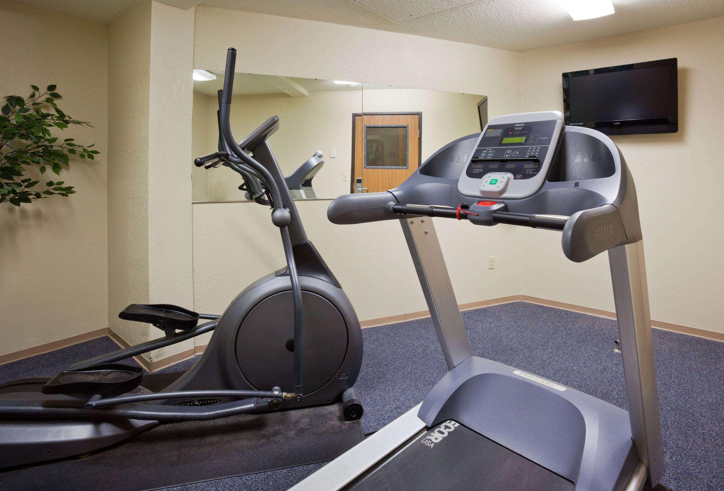 Americinn By Wyndham Fargo West Acres Экстерьер фото