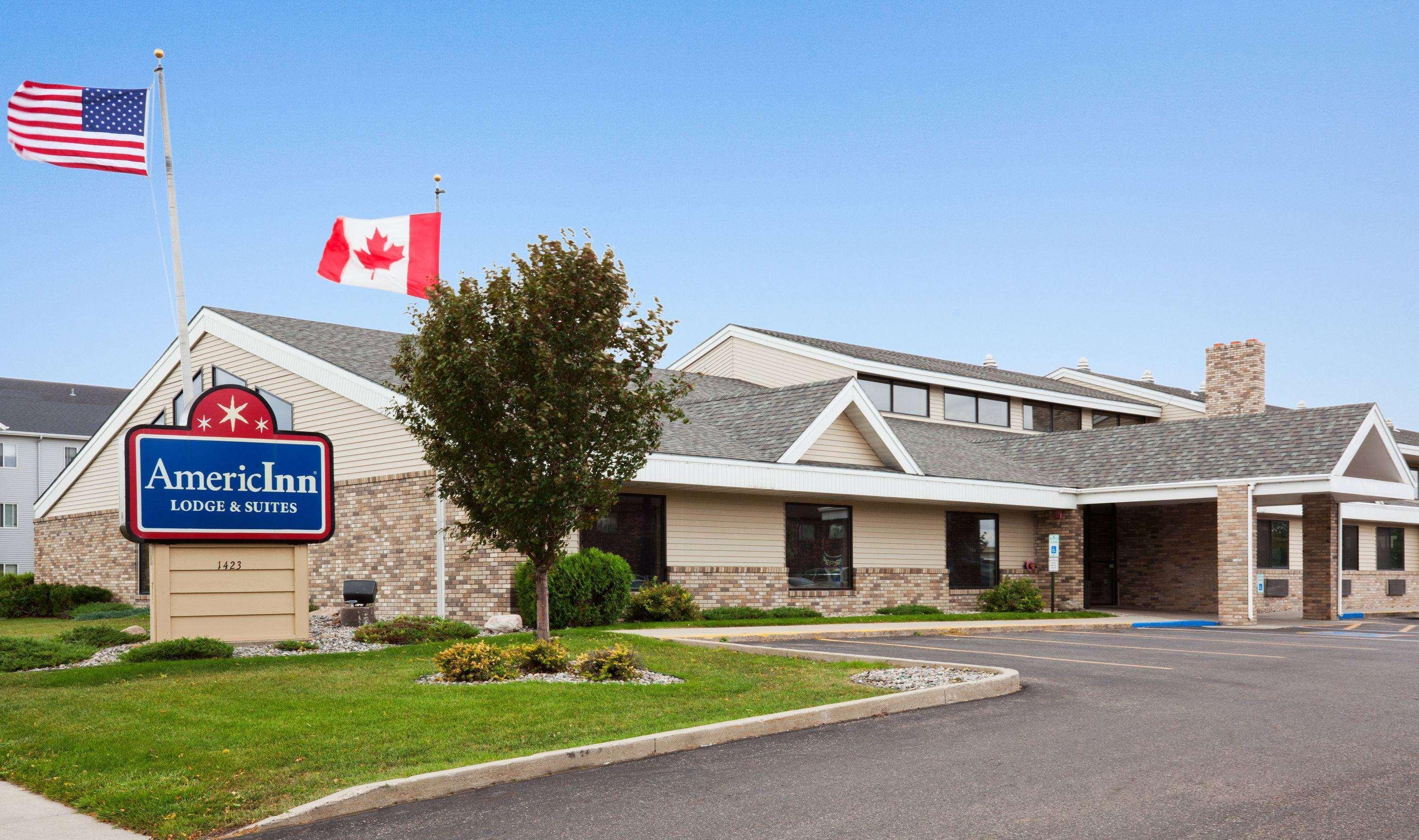 Americinn By Wyndham Fargo West Acres Экстерьер фото