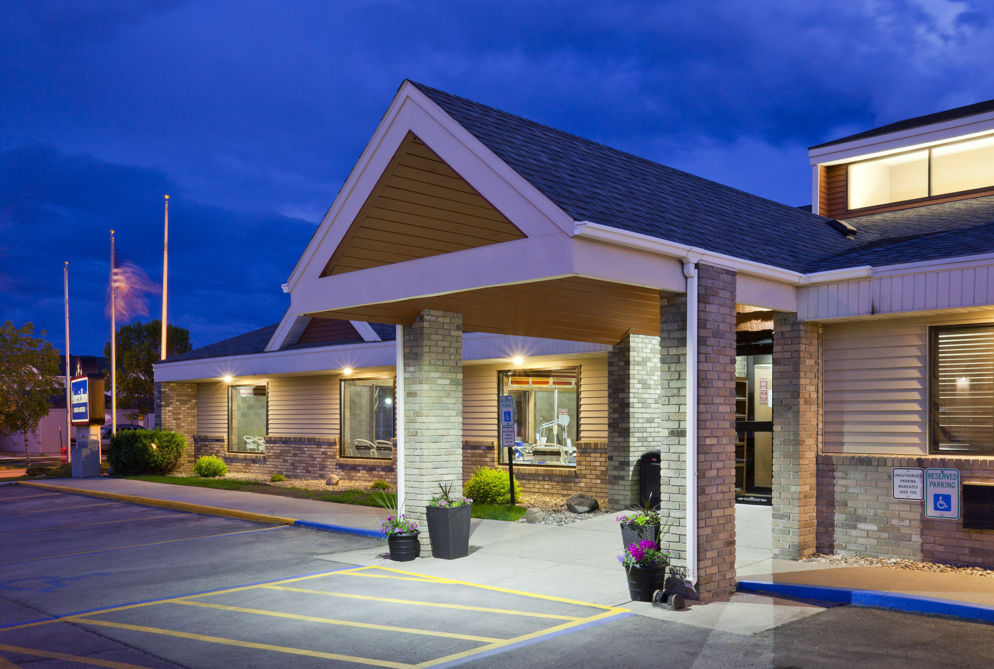Americinn By Wyndham Fargo West Acres Экстерьер фото